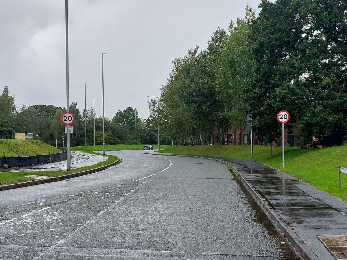 20mph signs up at St. Asaph business park, only at one end, still says 30mph from other end. Most drivers ignoring it. Separate cycle path, marked pedestrian crossings. Absolutely no need @DenbighshireCC