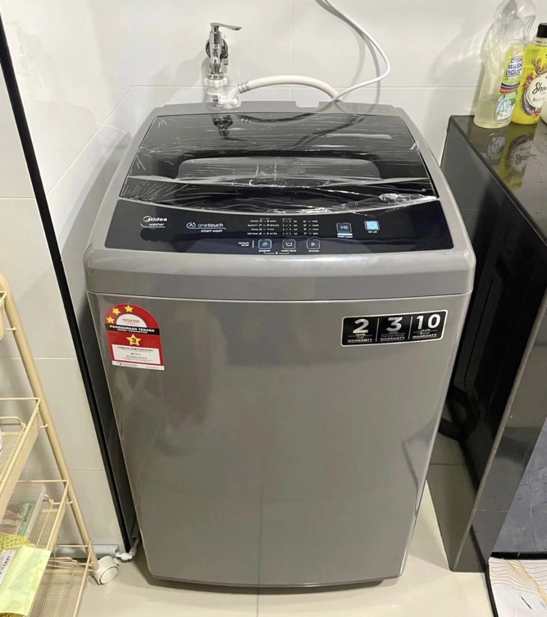 Kepada yg baru pindah rumah &amp; looking for an affordable washing machine. This model from Midea paling puas hati sebab high quality tapi harga x melampau. Infact, saya pakai sejak tahun 2018 tak pernah ada masalah. Yang ini 7.5kg load harganya tak sampai RM500 pun