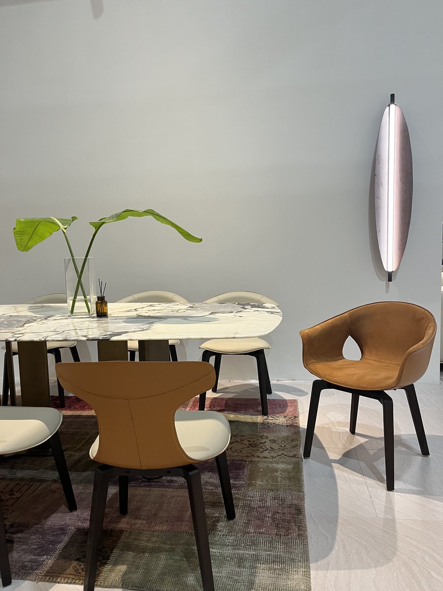 LianmaoFurn's tweet photo. Dining Chair.
Dear friends.We mainly customize villa furniture, followed by hotels and public places. 
If you need furniture quotation, 
please provide complete furniture list, 
including standard size, HD large picture, materials, etc., thank you! https://t.co/aKdOyDV3k9