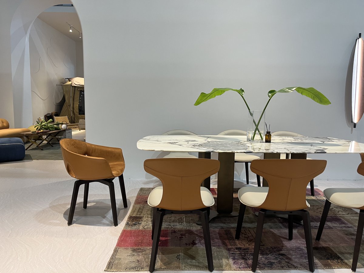 LianmaoFurn's tweet photo. Dining Chair.
Dear friends.We mainly customize villa furniture, followed by hotels and public places. 
If you need furniture quotation, 
please provide complete furniture list, 
including standard size, HD large picture, materials, etc., thank you! https://t.co/aKdOyDV3k9