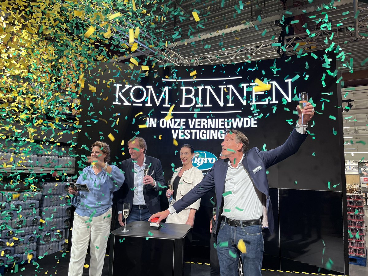 Philip van den Brand tweet media