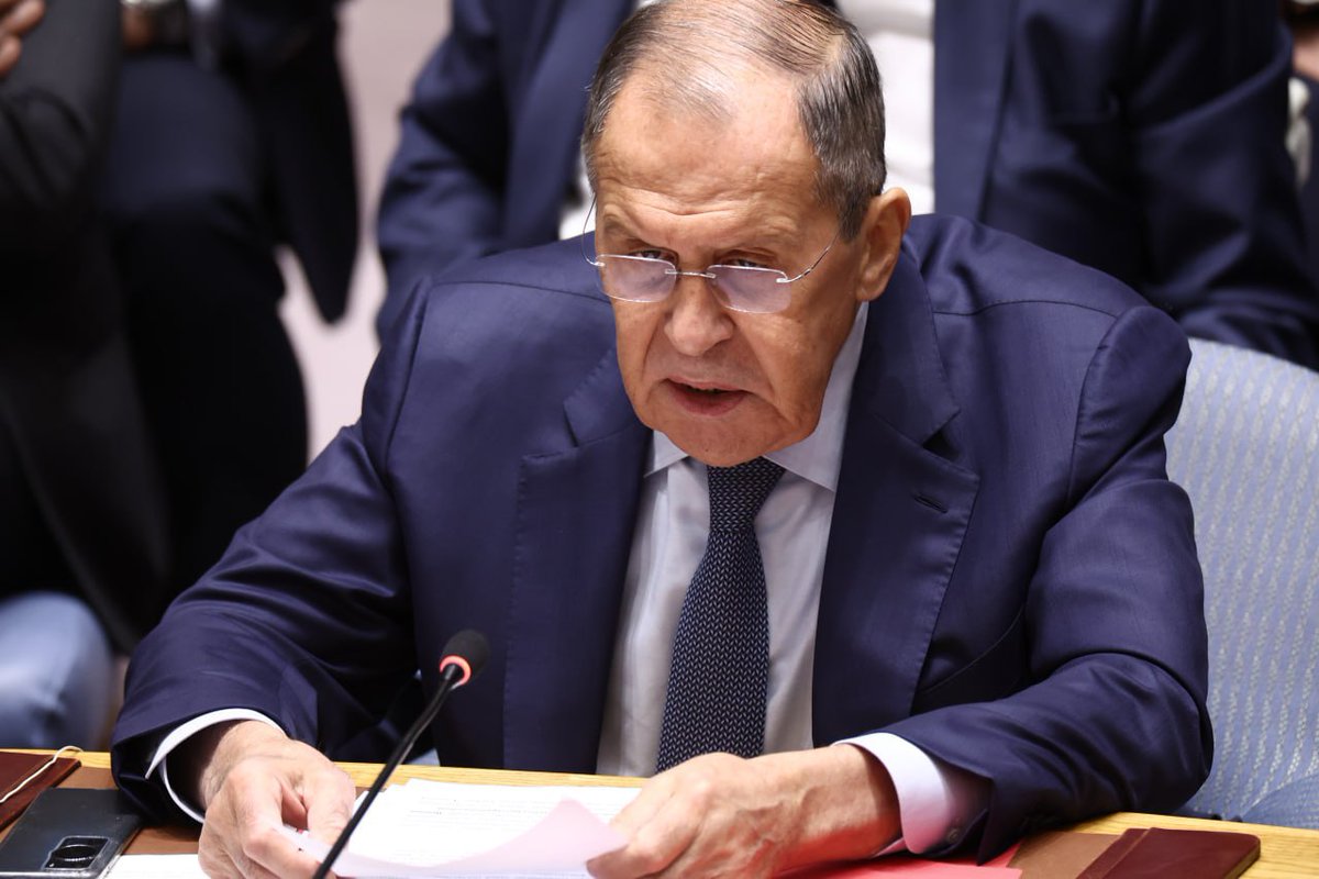 FM #Lavrov: Last year A.Merkel, F.Hollande & P.Poroshenko, who signed the #MinskAgreements, recognised in public that they had no intention of fulfilling this document. In fact, all they wanted was to win time to reinforce Ukraine’s military capabilities for countering #Russia.