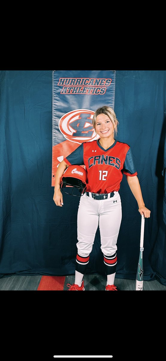 leigh_anna_12's tweet photo. Roll Canes! ❤️💙 https://t.co/UZFO1lkeUX