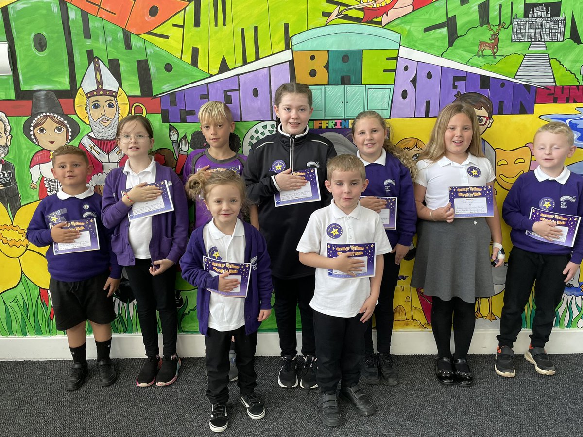 YBB_LowerHead's tweet photo. Our ⭐️Stars of the Week ⭐️ have been absolutely amazing. We are all so very proud of you at YBB @BaeBaglan What super role models you are! 👌🏻 https://t.co/3zqSdY96Q6