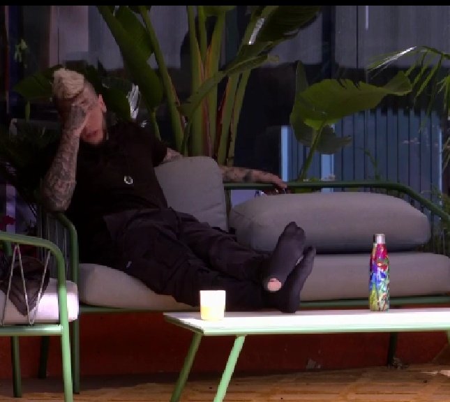 Locura__'s tweet photo. #GHVIP22S #VIPDirecto
Aquí hay tomate. https://t.co/LVPIzCDGRW