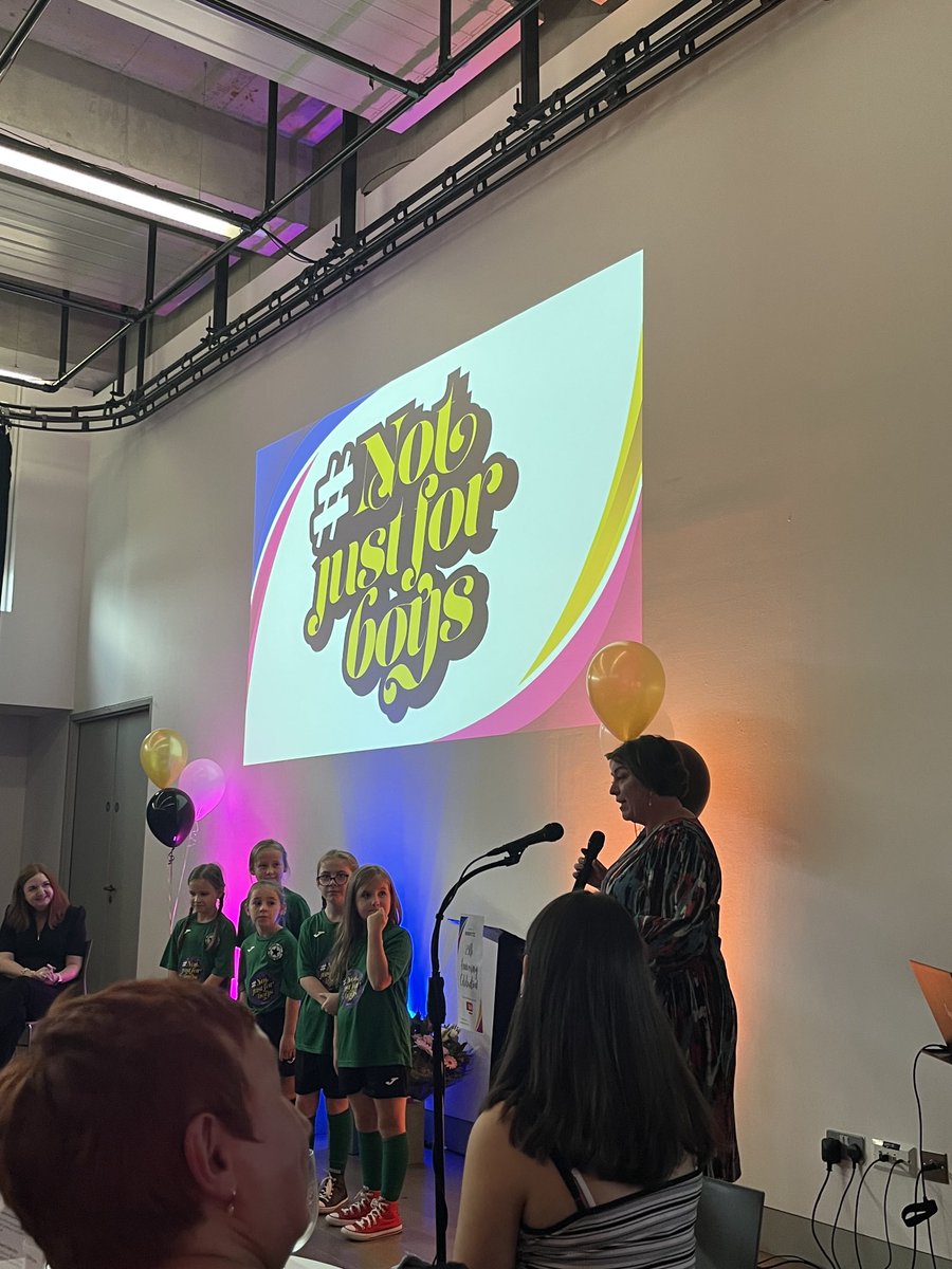 allison slater tweet media