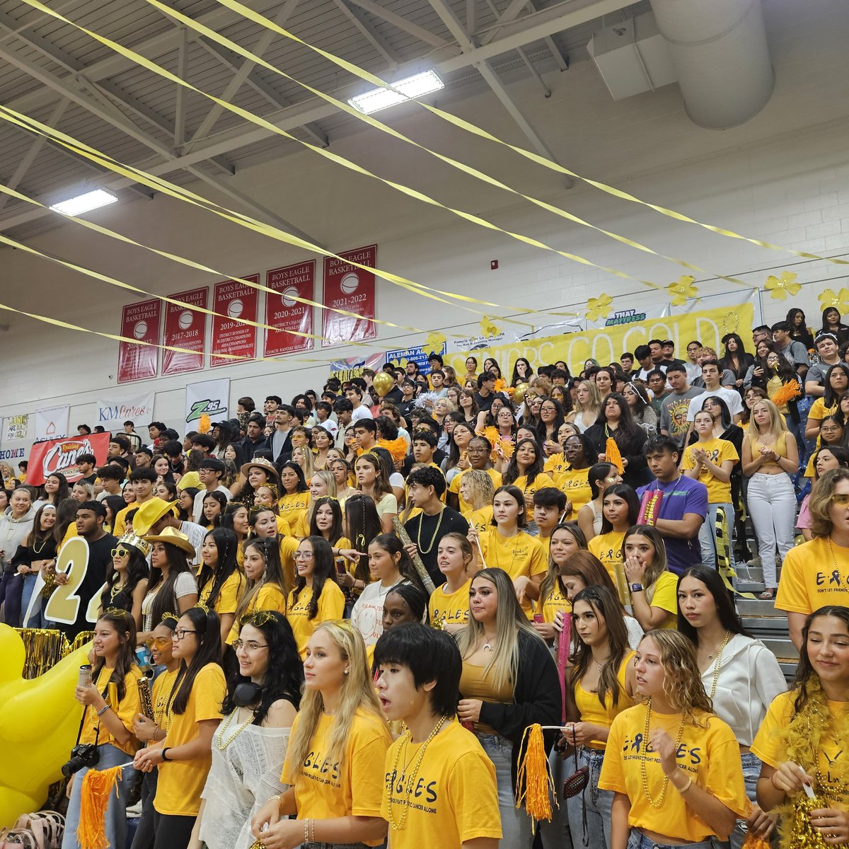 Principal Walker - VMHS (@scott_walker33) on Twitter photo <a href="/VMHSEagles/">Veterans Memorial HS</a> were fired up the morning to show our support for Childhood Cancer Awareness month. On behalf of VMHS, we are proud to make a donation of more than 3,000$ to support continued childhood cancer research 🎗️. #beboldglowgold #EaglePride <a href="/VMHSEagles/">Veterans Memorial HS</a> were fired up the morning to show our support for Childhood Cancer Awareness month. On behalf of VMHS, we are proud to make a donation of more than 3,000$ to support continued childhood cancer research 🎗️. #beboldglowgold #EaglePride