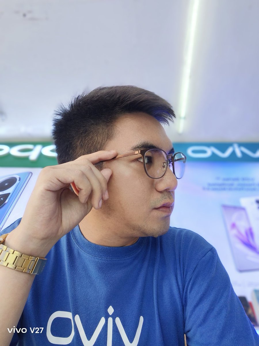 aejayjuance06's tweet photo. Working Student 💙🖤 https://t.co/7aO4ph9hE0