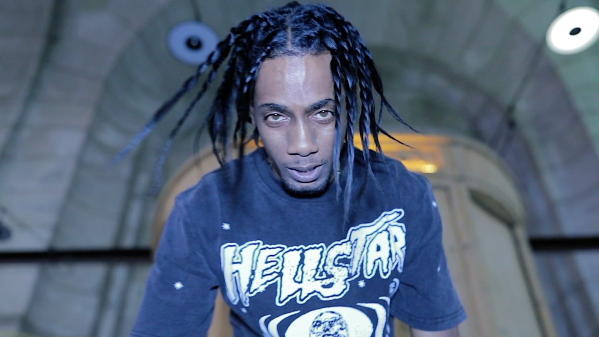 TalibandzTBG's tweet image. Just dropped! Detonate by @youngrockaway &amp;amp; @mooktbg is lighting up the streets and blowing minds all over the world. Get ready for 🔥🔥🔥 #Detonate #YoungScrapz #MookTBG #music 

youtube.com/watch?v=Yz4Eyl…