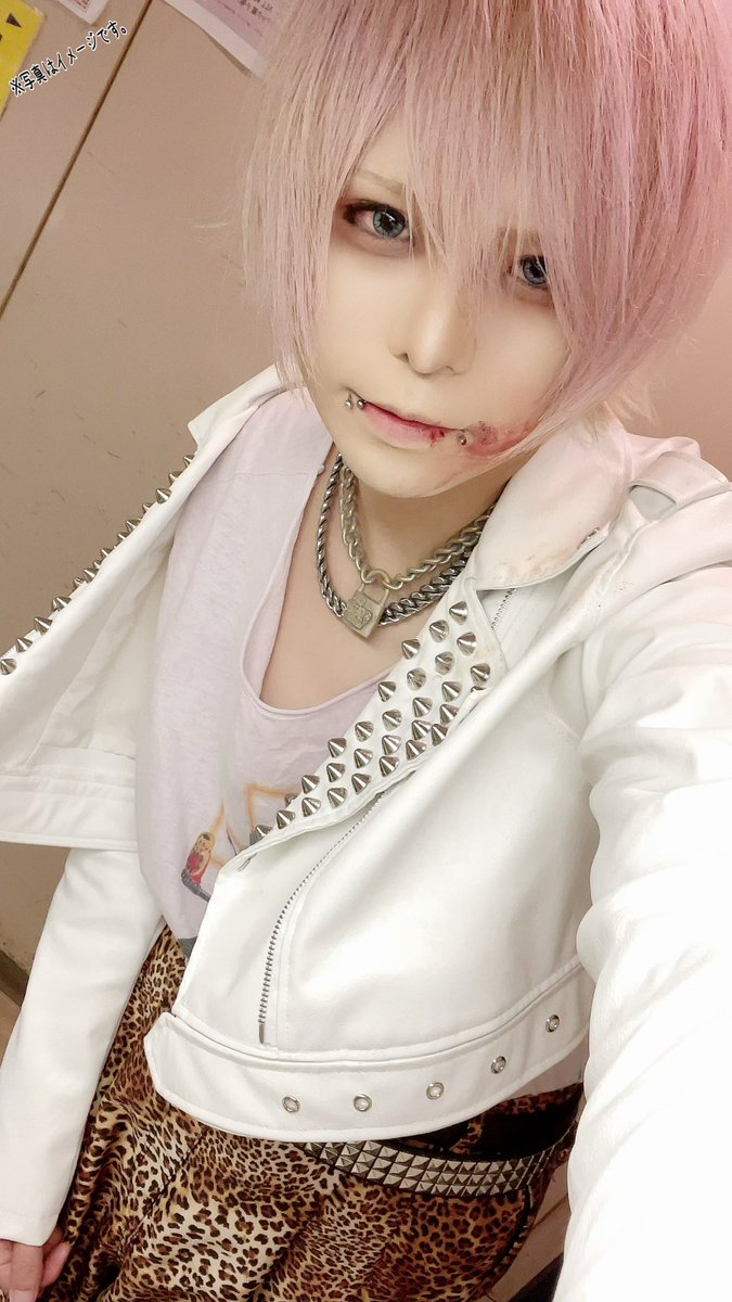 mam0_0fficialt's tweet photo. ヘヴンツアー4本目大阪ありがとうございました！ https://t.co/Sz1uzj3VHQ