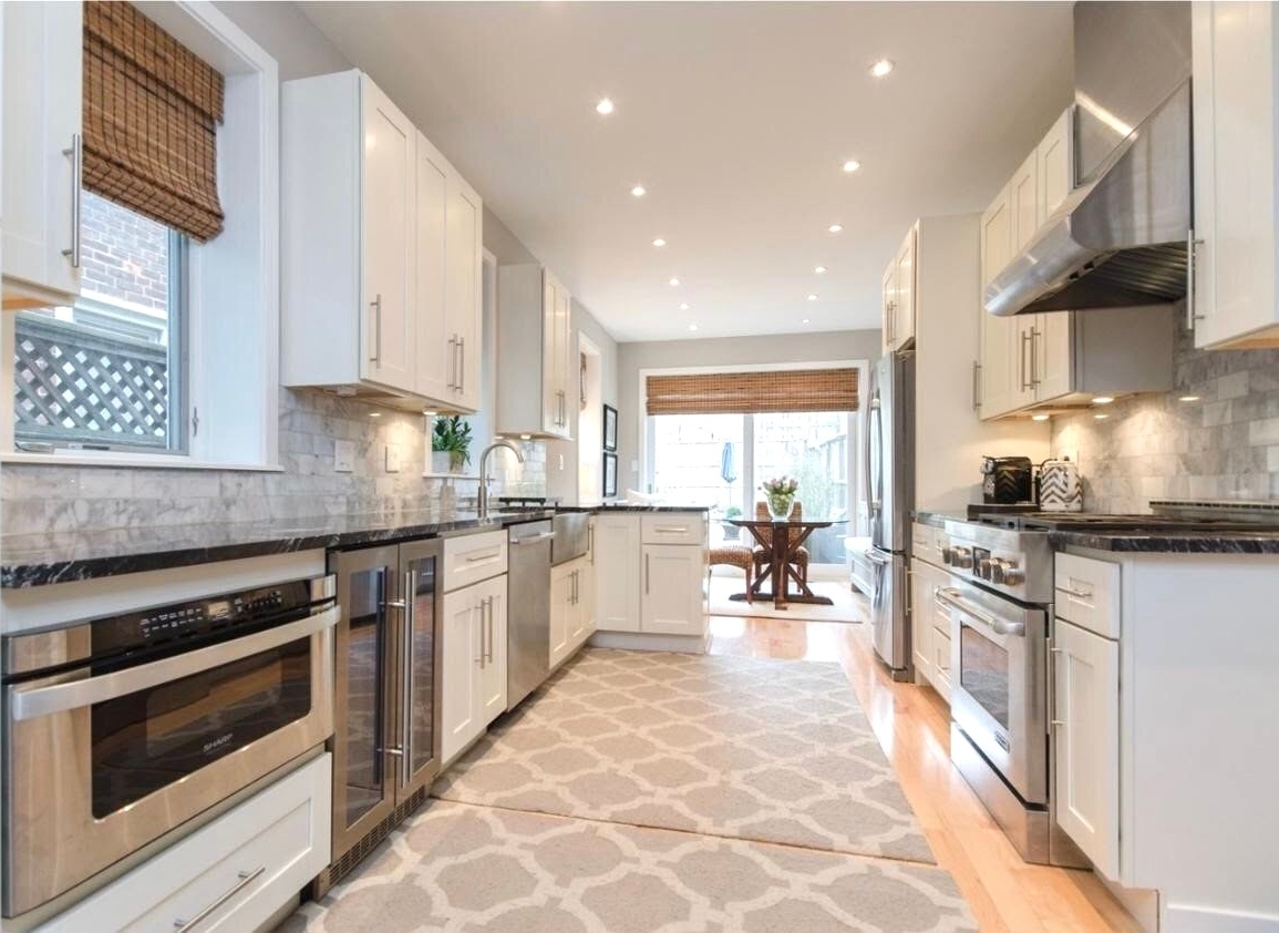 MakellosUSA's tweet photo. Create a timeless and inviting space with a palette that's as versatile as it is elegant. 😊 #makellos #makelloscabinetry #cabinetry #cabinetmaker #cabinetwholesaler #cabinetdistribution #kitcheninspo #creamshaker https://t.co/SK7erlNeZ9