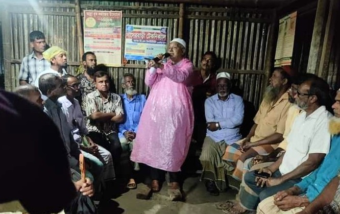 আ.লীগের উন্নয়ন অব্যাহত রাখতে বৃষ্টিপাত উপেক্ষা করে মানুষের ধারে ধারে ‘আব্দুর রশিদ’