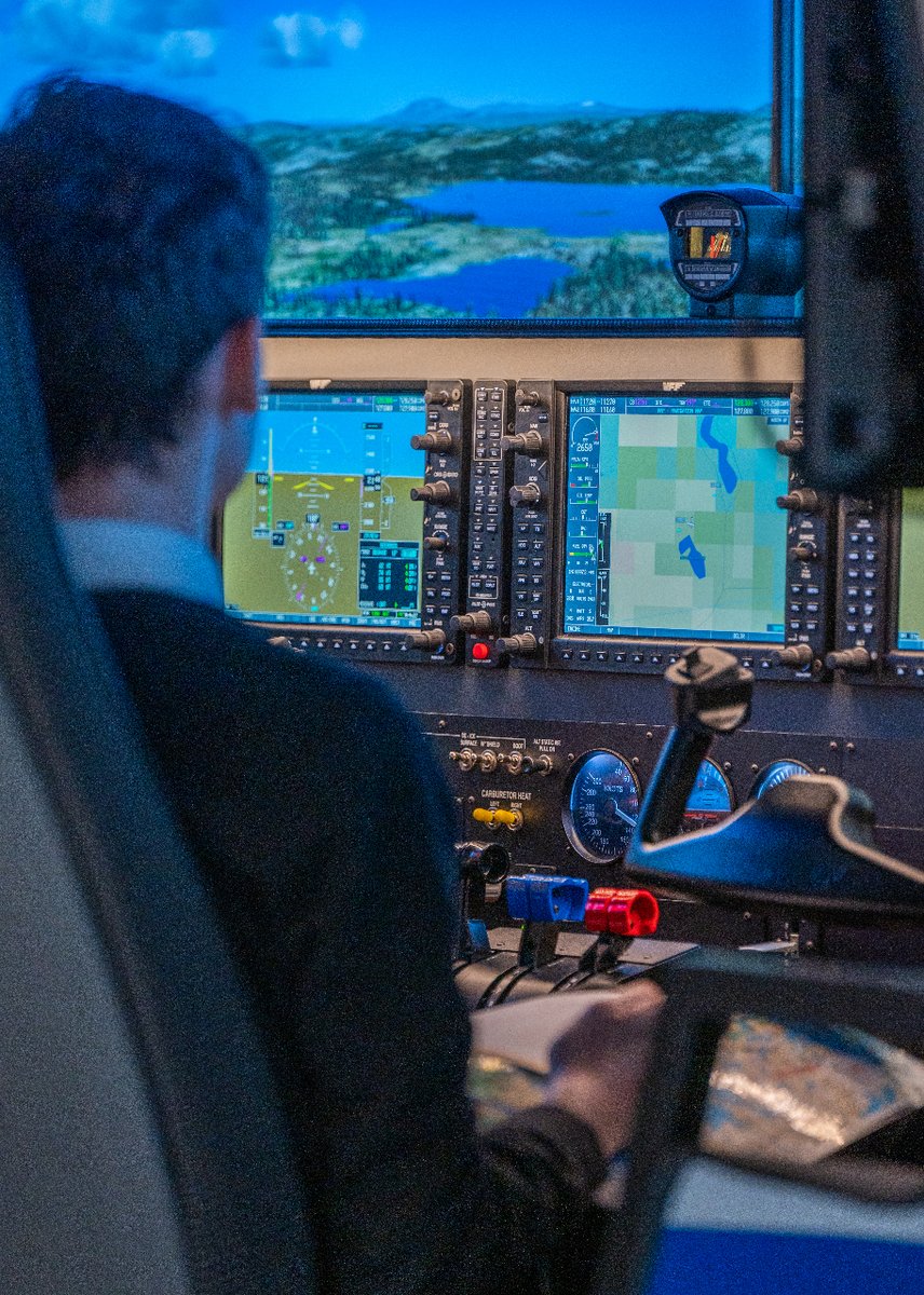 LearnGSC's tweet photo. Have you visited the Newton flight academy with your class? 🚀✈️ We would love to see your photos and videos of your experience with us!
Please retweet with your photos.📷and tag @LearnGSC
#NewtonFlightAcademy #STEMFutures https://t.co/T5arpNpzw1
