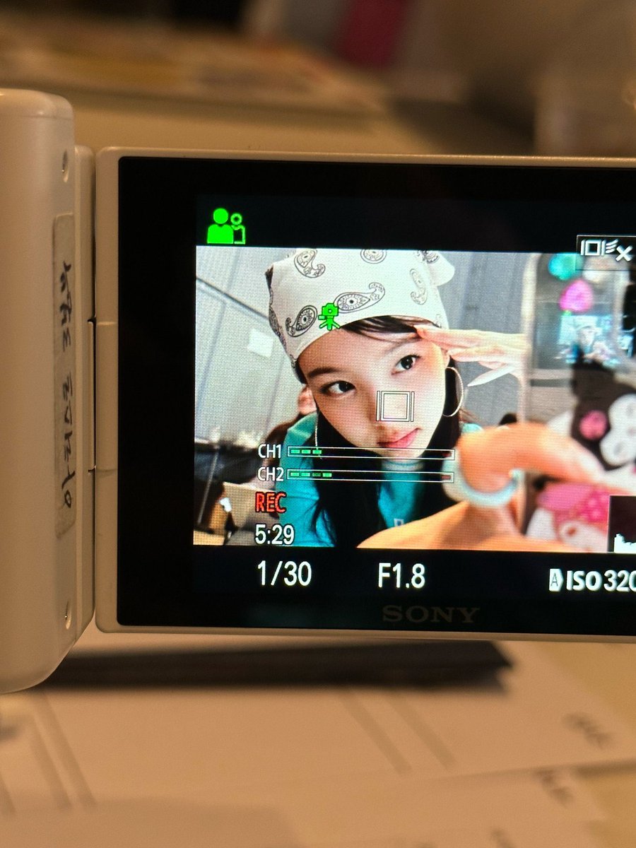 ham_twice0922's tweet photo. 大好きなナヨンさんおめでとう♡
#HappyNayeonDay https://t.co/vZNAqfOcLE