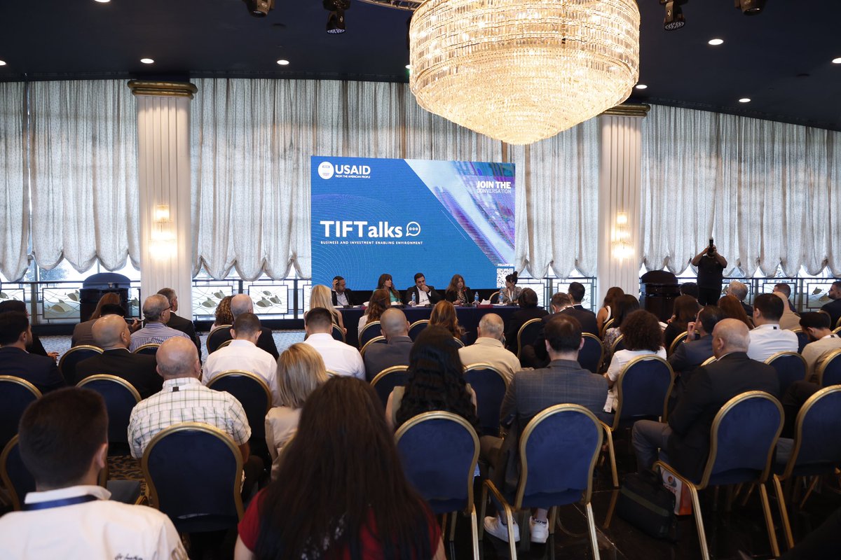 Tiflebproject's tweet photo. Policy & reforms were also on the agenda of @BEW_2023, as USAID hosted 2 #TIFTalks on the private sector's role in advancing #Lebanon's #oil & #gas sector, & on #energy generation & distribution, notably within the framework of the Decentralized Renewable Energy Law & Law 462. https://t.co/bJBxqV8hx7
