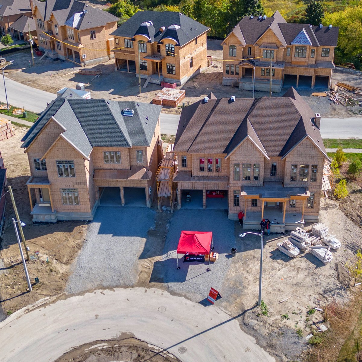 geraniumhomes's tweet image. After more than 45 years Geranium has earned a sterling reputation as a builder who goes far beyond the bricks and mortar of building your new home.

Read our blog to learn more about the construction &amp;amp; craftsmanship that goes into our homes:
ow.ly/PLBq50POzxO

#howwebuild