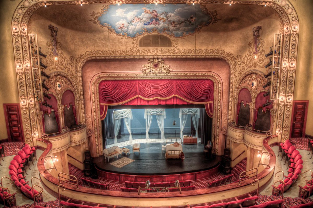 RedWingVCB's tweet image. 🎭It's not too late to make your weekend plans! Enjoy a show at the Historic Sheldon Theatre of performing arts in Red Wing, MN. 🤩

Tickets 🎟 sheldontheatre.org

#onlyinmn #exploreminnesota #visitredwing #theatre #performance