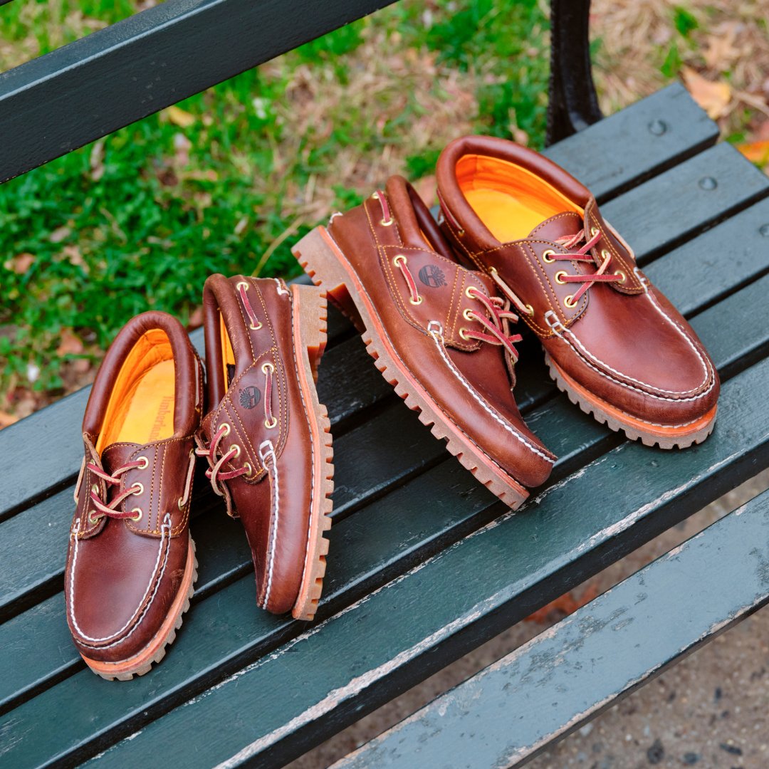 TimberlandSA's tweet photo. Timberland 6-inch boots and boat shoes: Icons of heritage, embodying enduring style and timeless appeal. Step into tradition ✨

Shop now in-store and online: https://t.co/5gUF5mTWQX

#BuiltForTheBold #GenerationBoat https://t.co/JYzkaPAObH