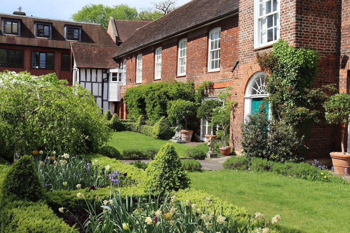 Following the announcement that Old Palace of John Whitgift will be closing in August 2025, the school will no longer be admitting new pupils. Our Open Days have therefore been cancelled. For further information go to: oldpalace.croydon.sch.uk/about/closure-…