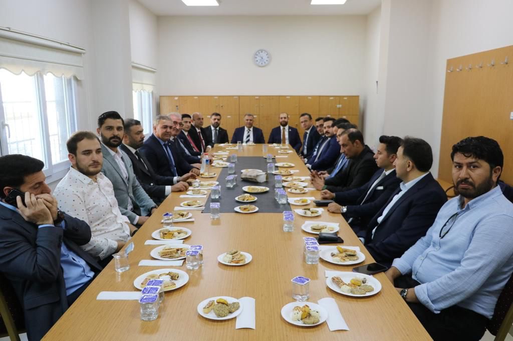gencmusiad33's tweet photo. Mersin Başsavcılığı ve Genç MÜSİAD Mersin iş birliğiyle Şehit savcı Selim Kiraz adına Bilişim sınıfı açılışı gerçekleştirildi. Açılışımıza Başsavcımız Tolgahan Öztoprak, MÜSİAD Mersin Başkanımız Sait Kayan ve Genç MÜSİAD Mersin Başkanımız Mustafa Işık katılım sağladı. https://t.co/ZsHWReaV3x