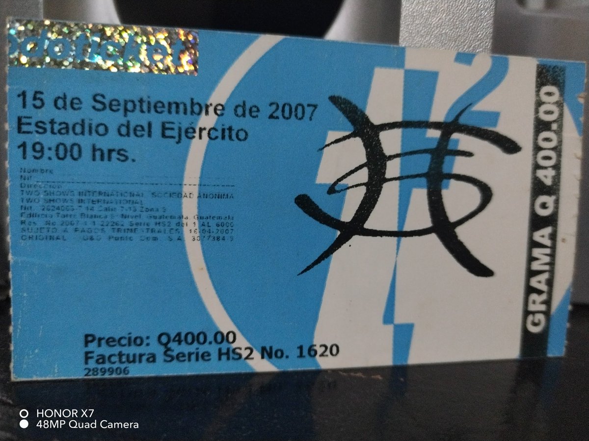 RDarkness59's tweet photo. @HdS__Oficial @bunburyoficial @JuanValdiviahds @PedroAndreuHDS @WarnerMusicES Yo estuve ahi. Fui testigo fiel de magno evento. Para rn ese entonces el mejor concierto de mi vida. Héroes mi banda a la que e sigo, sigo y seguire siempre yeeeaah... @HdS__Oficial  y  @bunburyoficial @JuanValdiviahds @PedroAndreuHDS  siempre fiel yo a ustedes 🤘🏻😈👊🏻 https://t.co/5uB4qF3Hf0
