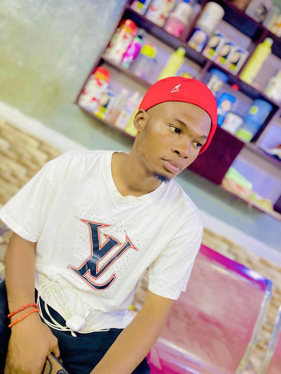 Djmally2's tweet photo. No matter🙅 the situation of the atmosphere
     I will never serve my mate❌💯
      🕋TGIF 📿🤲 https://t.co/w7yeQXusIh
