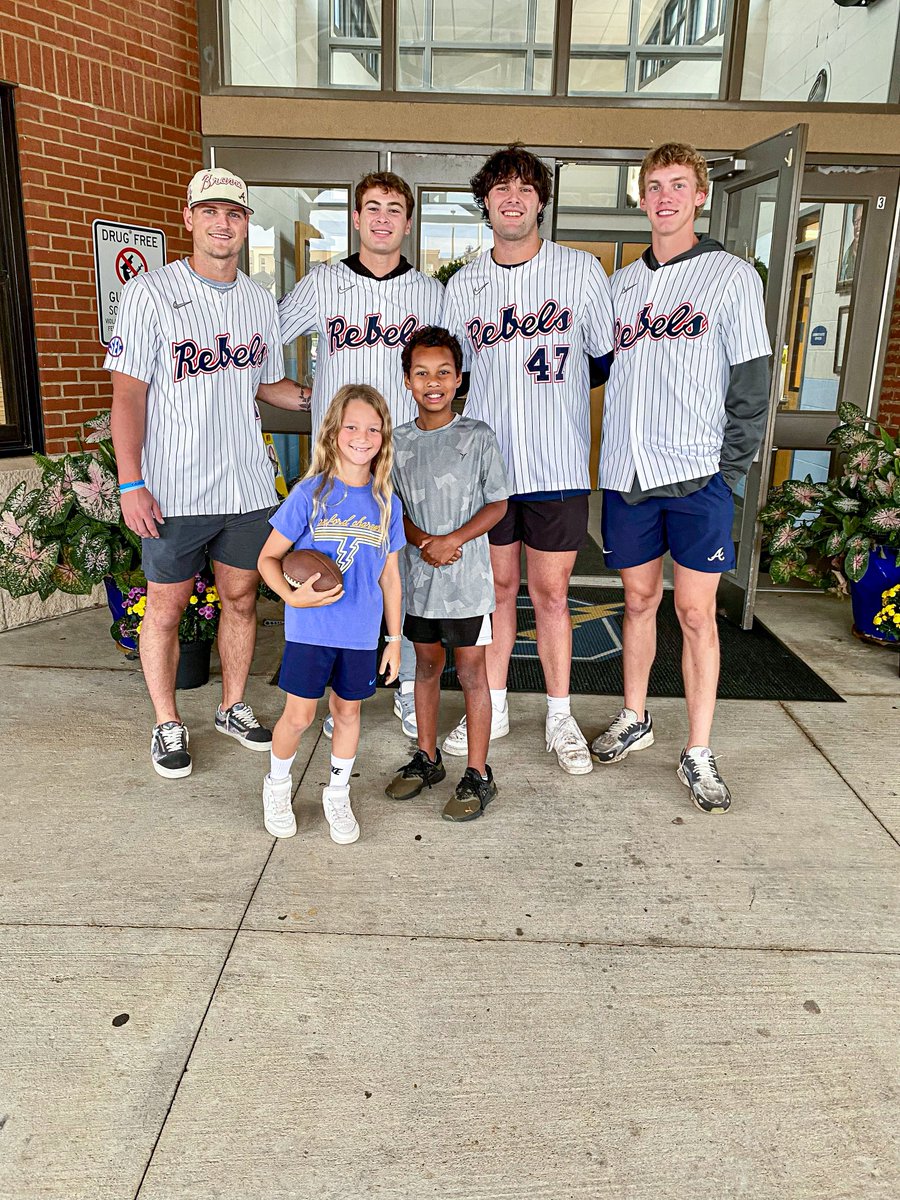 Ole Miss Baseball (@olemissbsb) on Twitter photo Greeting the kids on their way to school at Della Davidson! Love our community. ❤️
<a href="/TotalREBS/">Social Responsibility and Engagement</a> | #HottyToddy Greeting the kids on their way to school at Della Davidson! Love our community. ❤️
<a href="/TotalREBS/">Social Responsibility and Engagement</a> | #HottyToddy