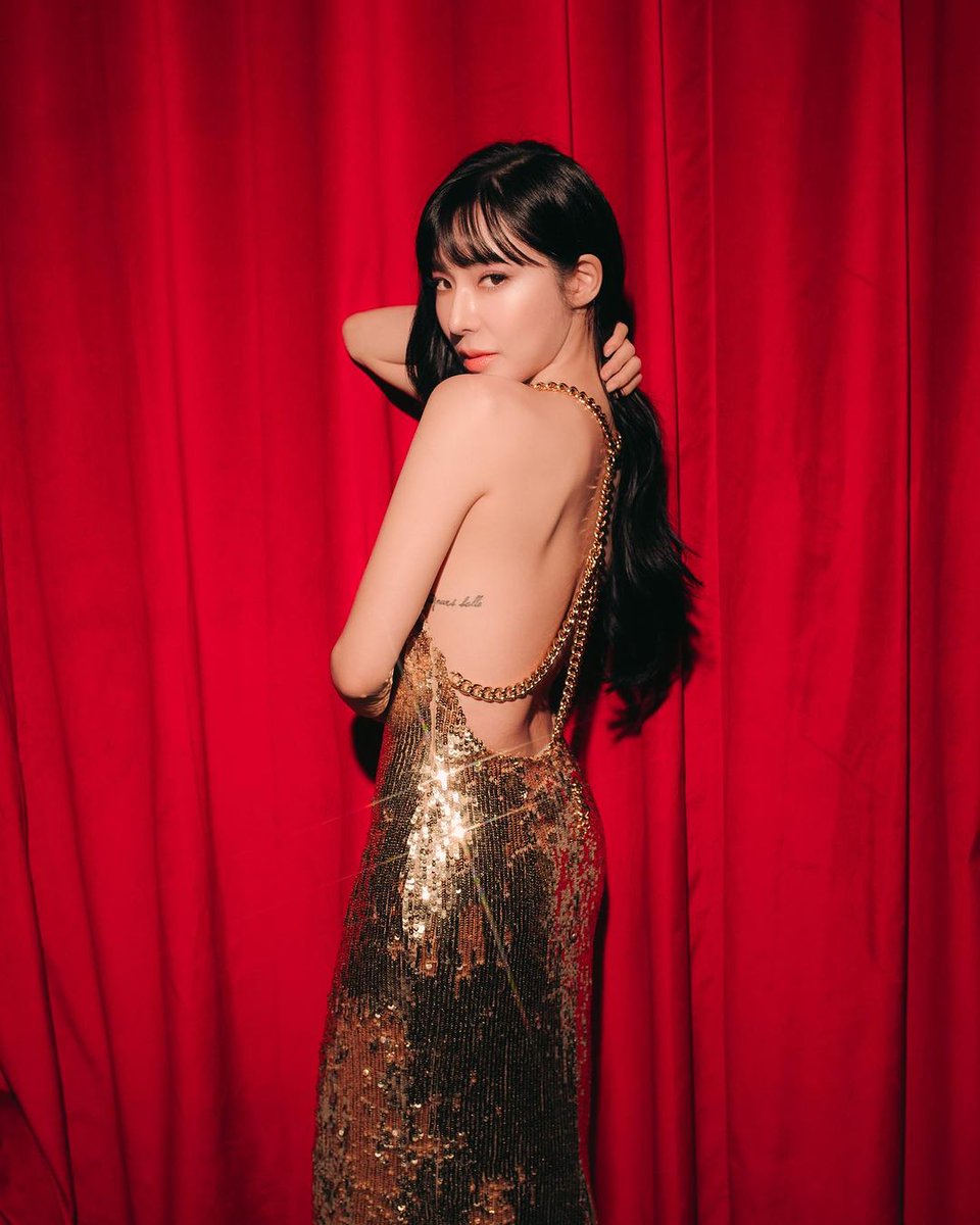 TiffanyProjects's tweet photo. Tiffany Young from moschino

#TiffanyYoungxMoschino
#TiffanyYoung #티파니영 #티파니 #young1 
#Moschino #MoschinoMuses #MoschinoSS24 #MFW https://t.co/L5Mxb5HJOK