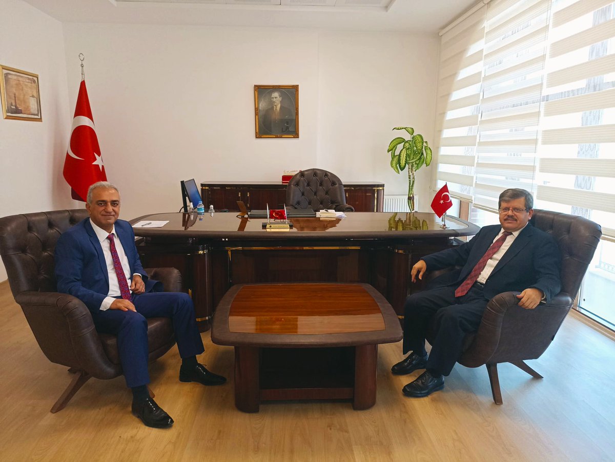 Kıymetli hemşerim, Danıştay Başkan Vekili Sn. Mahmut VURAL' ın ziyareti, şeref verdiniz sayın başkanım.