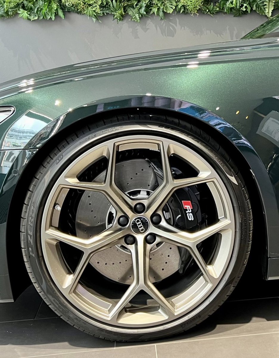 mtura712's tweet photo. Audi Exclusive 🎨 https://t.co/Fnps8Q1QLF