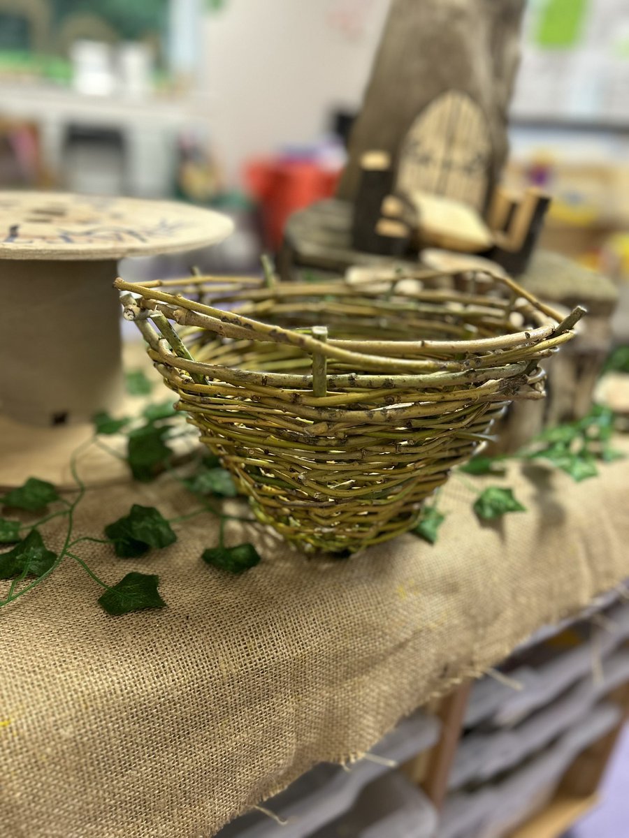 A beautiful basket made by one of nurture groups during their forest school session. 

<a href="/RyecroftAcad/">Ryecroft Academy</a> 
#rpamhm #thriveatryecroft #outdoorlearning #MentalHealthMatters