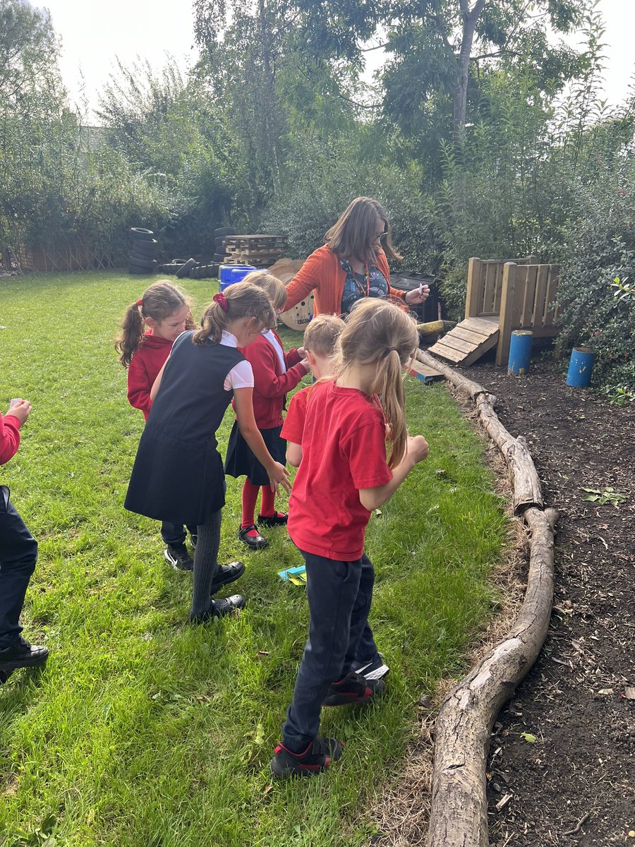 ArchibaldFirst's tweet photo. Say hello to our 23-24 #OPAL Ambassdors!!
They are extremely eager and have already been put to work ๐๐ผ
#AFSOPAL #Outdoors @OPAL_CIC @glasshouseicm https://t.co/3pS48oQFJ3