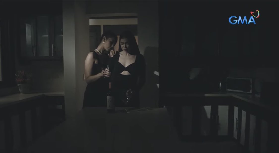 AltheyuhMoves's tweet photo. The first extreme Margaret and Diana fight was a plan.  They did this together. They acknowledged that they will do the crime together. This is planned. But there is something so marvelous about this twist. I love their plan of revenge. Ang HOT nila!!!   #RBWatchTillTheVeryEnd https://t.co/bioeP8Ij2P