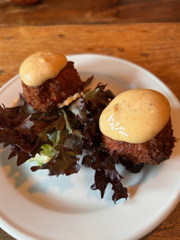 HbgRestWeek's tweet image. Nothing but good things to say about Home 231's excellent #HarrisburgRestaurantWeek specials! Today is your last chance to enjoy their 3-for-$35 menu, but not to worry - Home 231 has plenty of upcoming events, so, you'll have more opportunities to try unique, new specials!