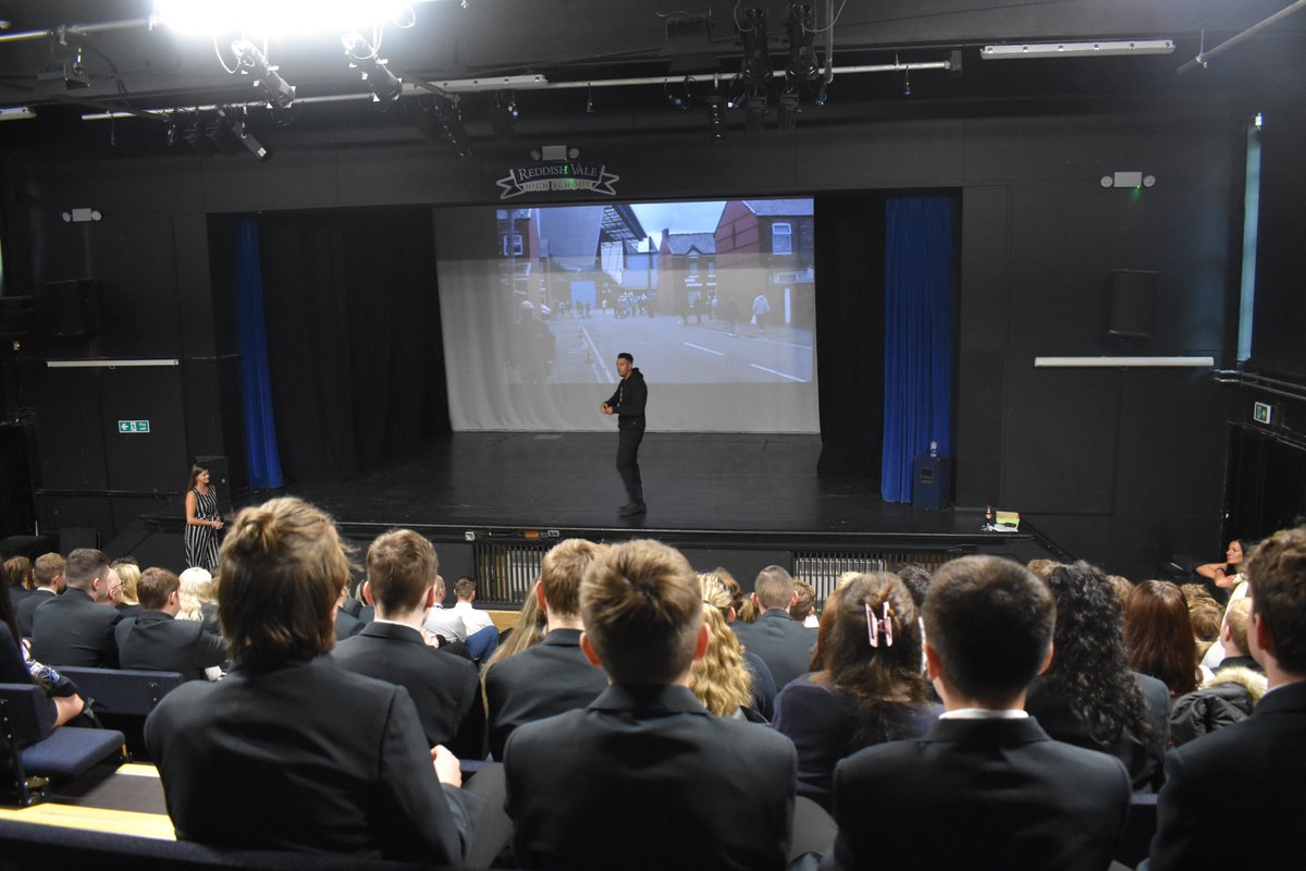 ReddishValeHS's tweet photo. Today we welcomed @SeanWellness into school to deliver assemblies and workshops to Y9, 10 and 11 pupils about building resilience and aspiration.
The pupils felt inspired by the sessions and a huge thank you to Sean for taking the time to speak to our pupils! https://t.co/SwjSQlr2Pg