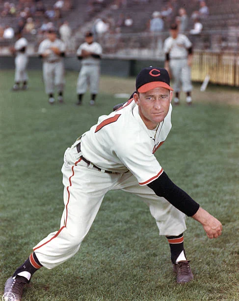 SABRbioproject's tweet photo. Bob Lemon, born #OTD, might be one of the most overlooked Hall of Fame pitchers: he won 20+ 7 times in 9-yr span (1948-56) w Cleveland &amp; helped club to the World Series title in '48 w 2 victories vs Braves. Whacked 37 career HRs! @sabr #BioProject https://t.co/7wKK1Io3MN https://t.co/8vEtwun1JN