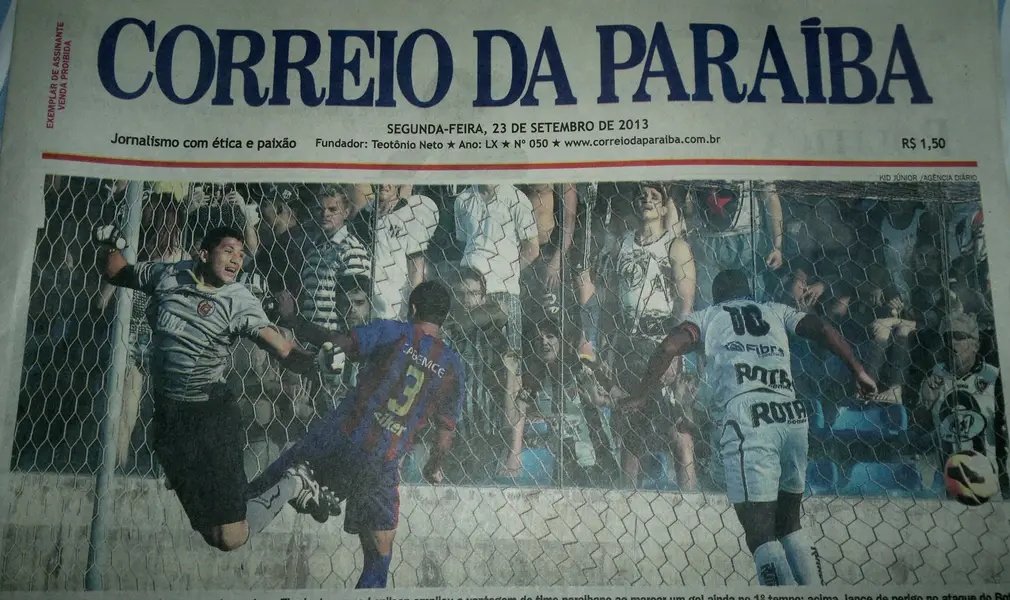 bfcmarilia's tweet photo. Há exatos dez anos atrás, nosso sonho se realizava: o @BotafogoPB conseguia o acesso a série C.
Essa capa é do dia seguinte.
E hoje, dez anos depois, temos a oportunidade de dar um importante passo rumo a série B, depois de dez anos. ♥️ https://t.co/b1ABZX9xzt