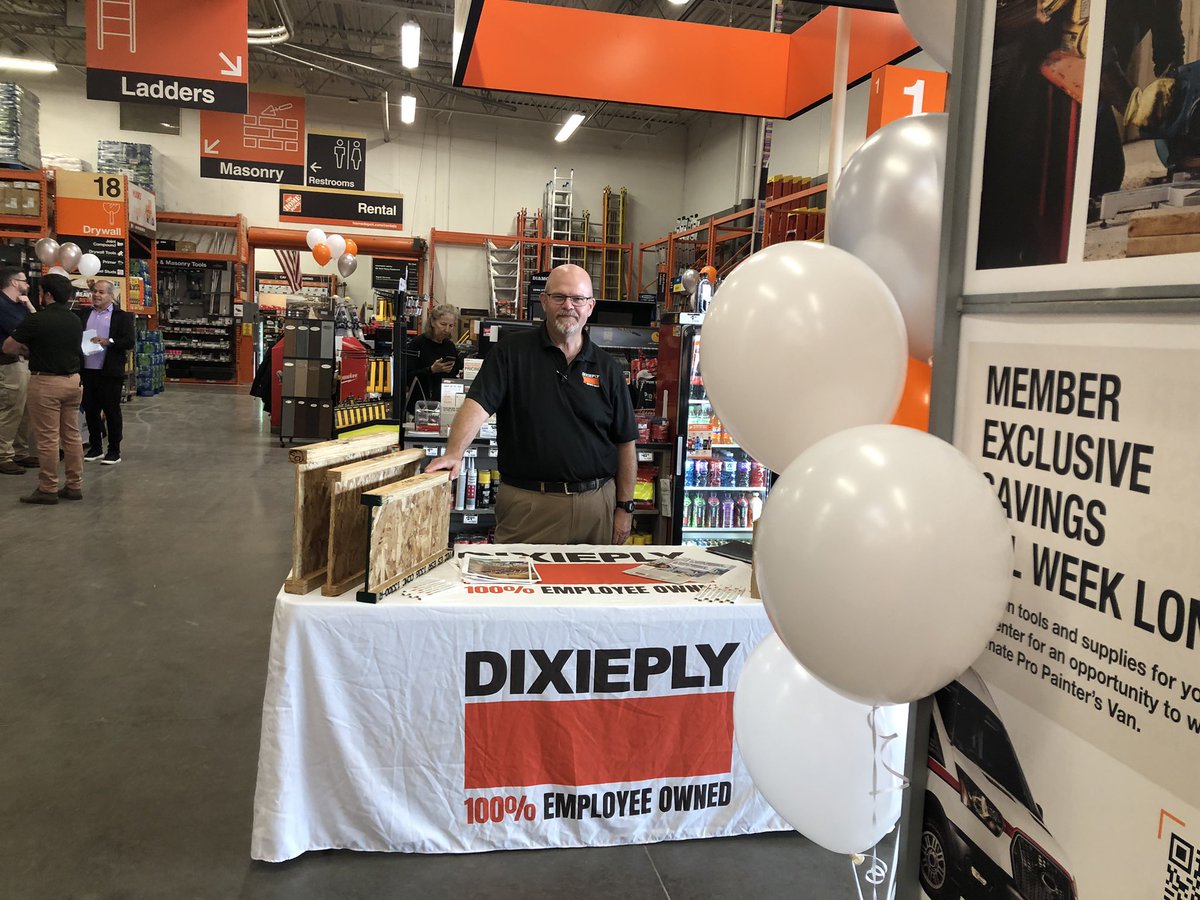 Robin Leonard tweet media