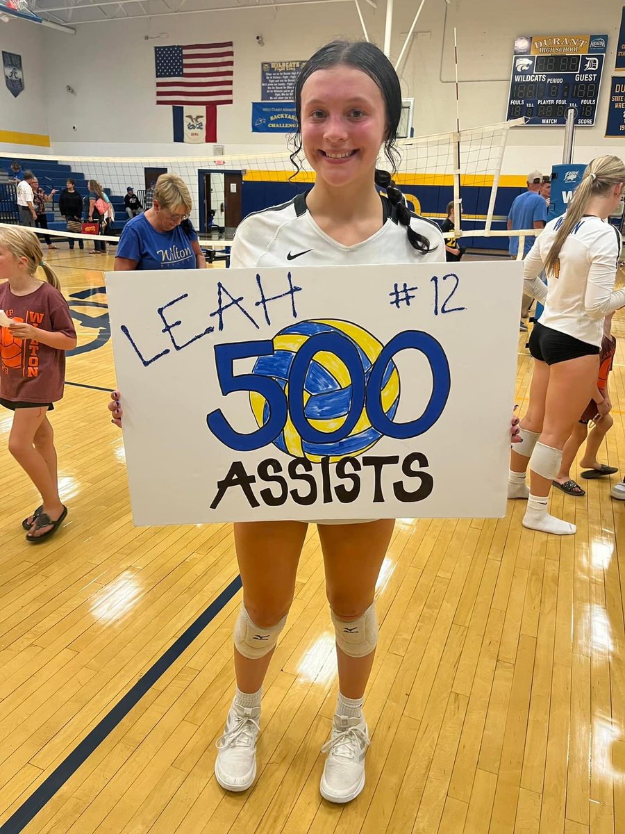 Volleyball girls with the 🧹 🧹 last night!!! Congrats to these two BEASTS!!!