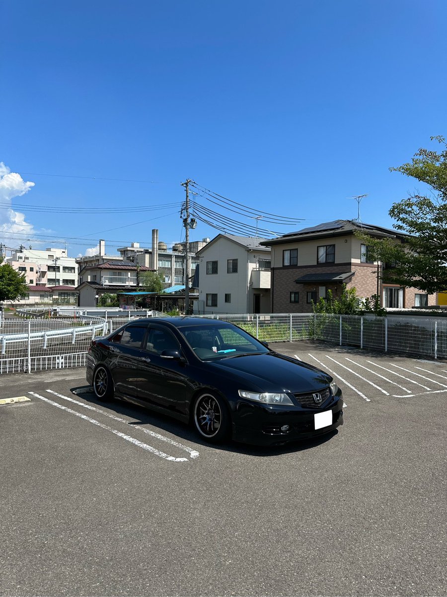 なしぷり tweet media