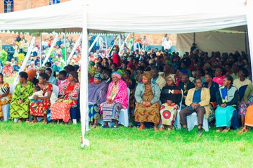 RwandaNGOForum's tweet photo. We are thrilled to join residents of @Muhangadis, to celebrate Rwanda's incredible progress since adopting the Maputo Protocol. This visionary document has paved the way for addressing critical issues like Gender-based violence and reproductive health for women across Africa. https://t.co/PSaUCb4LbF