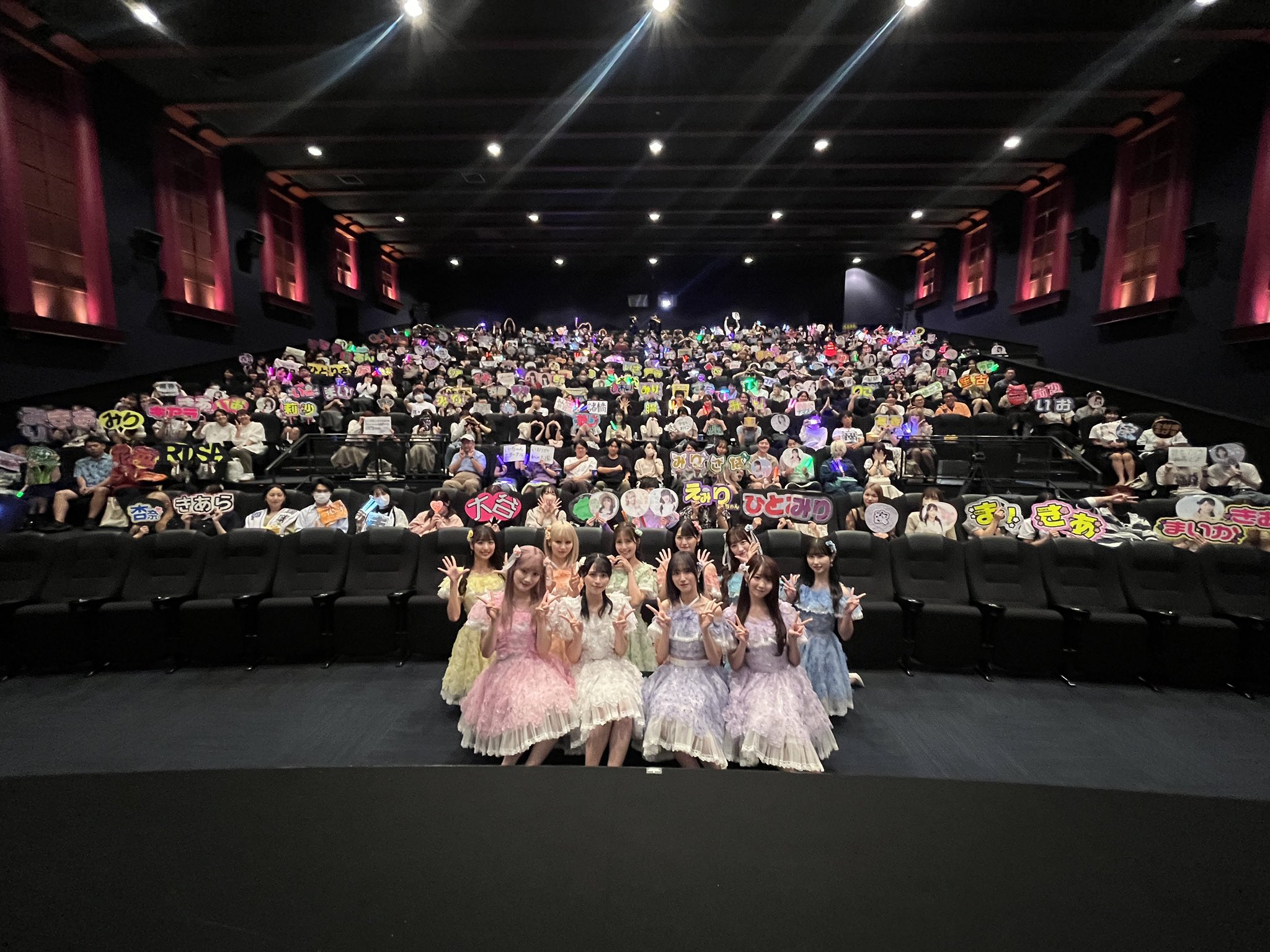 =LOVEイコラブ 公演記念台座付き写真 LOVE ARENA TOUR 2025 「～Timeless Tales〜」 千葉公演