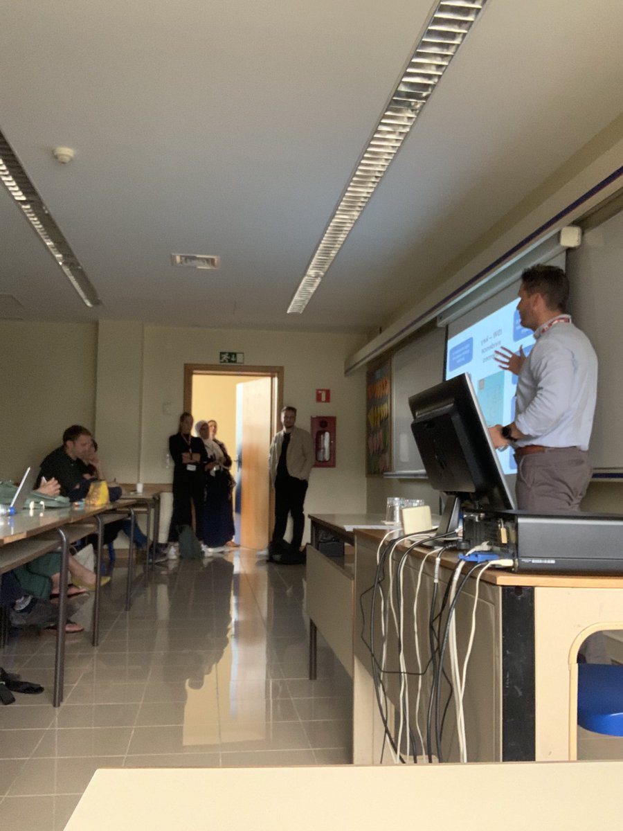 Roderick thomas tweet media