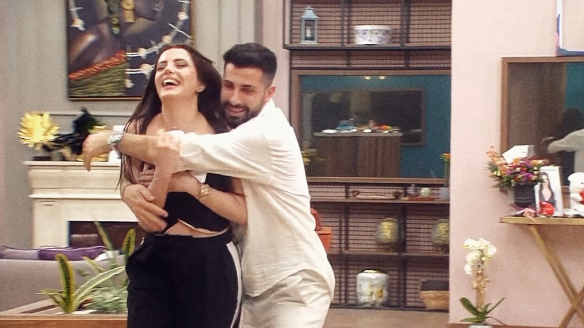 ve sana rağmen yine severdim

ElSedFor TheWin