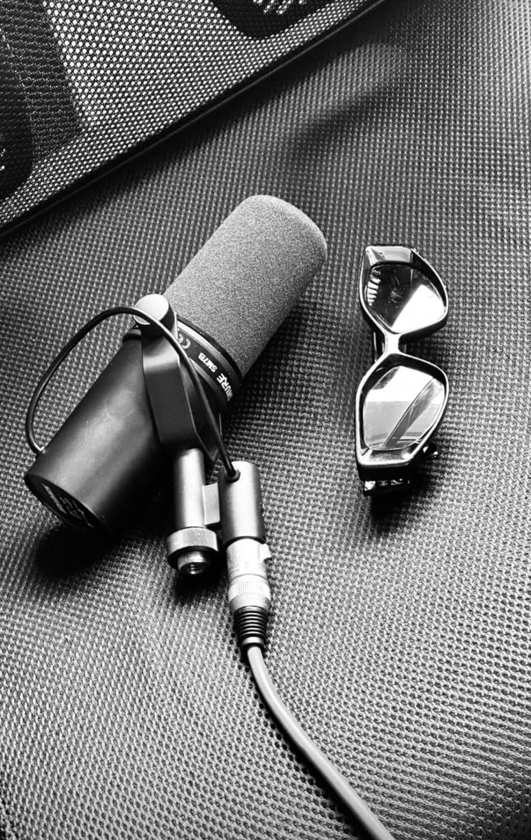 zaffiro_paola's tweet image. #Aaron #somethingiscooking #amici22