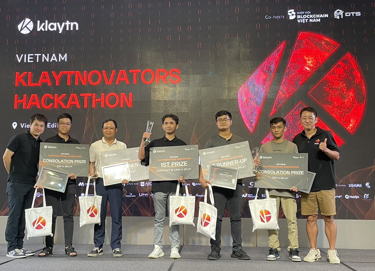 🛑Lễ trao giải #Klaytnovators #Hackathon 2023

Vậy là chương trình Klaytnovators Hackathon đã chính thức đi đến hồi kết, xin được chúc mừng:
🥇Giải Nhất: HAMSTERSWAP
🥈Giải NhÌ: S-mart
🥉Giải Ba: Chainz
🏅Giải Khuyến Khích: Skyline
🏅Giải Khuyến Khích: FutureV