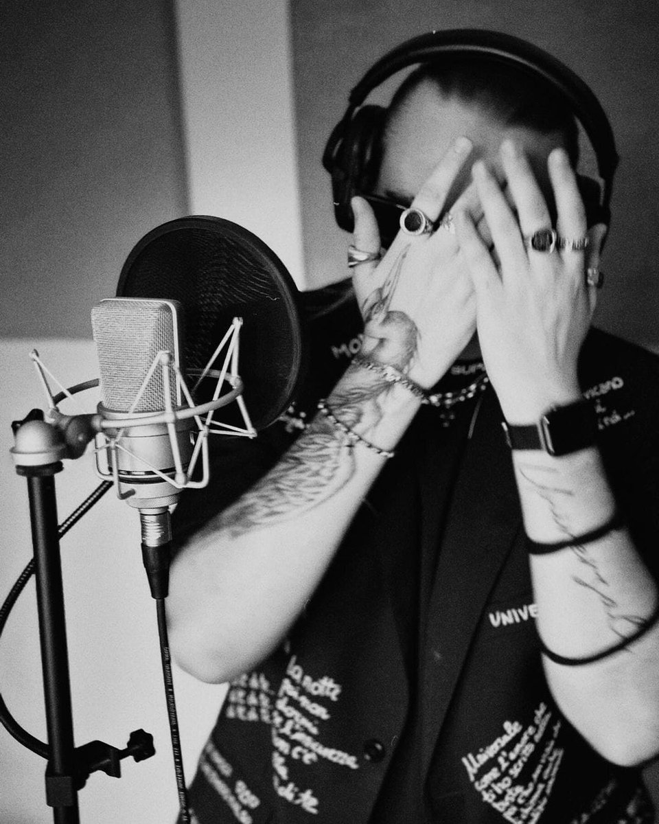 zaffiro_paola's tweet image. #Aaron #somethingiscooking #amici22