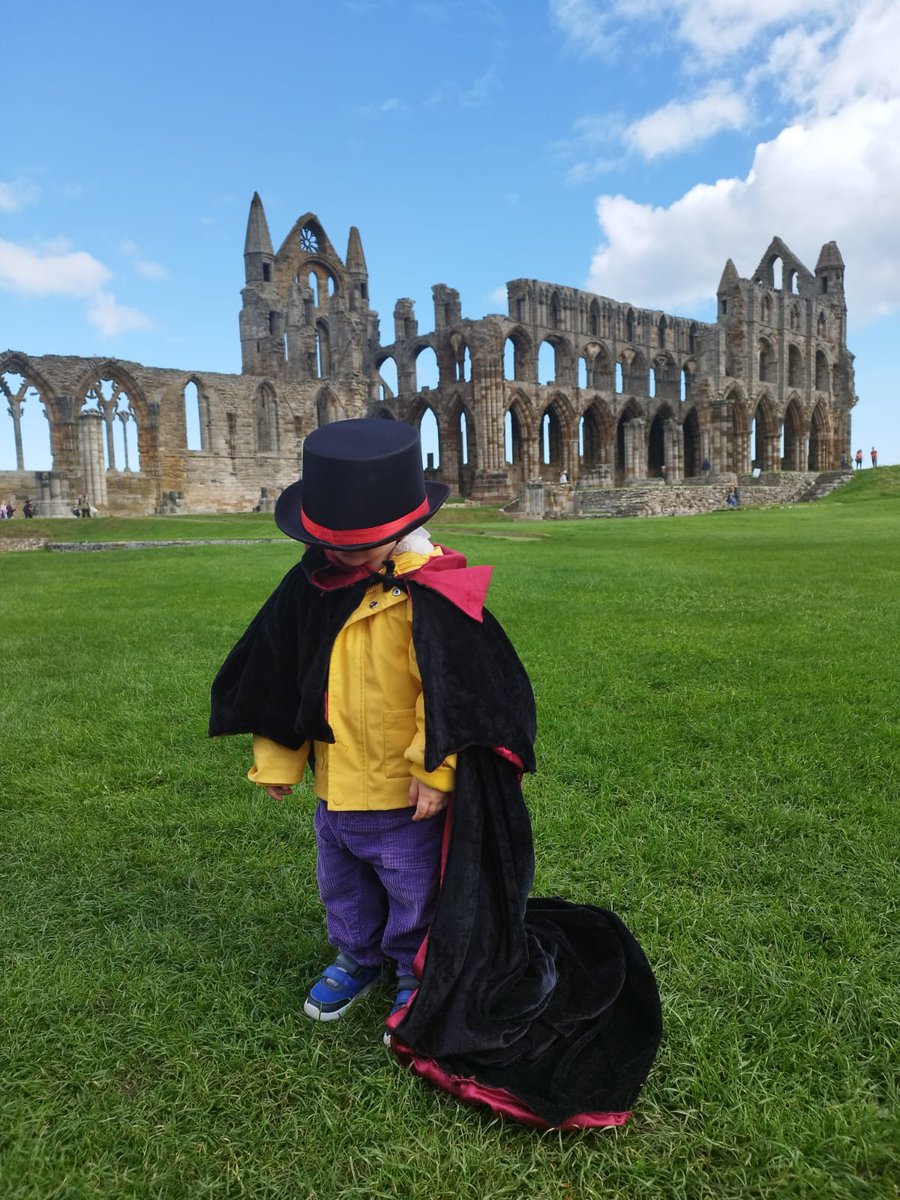 Big and small vampires loved the dress up clothes @WhitbyAbbey 🧛