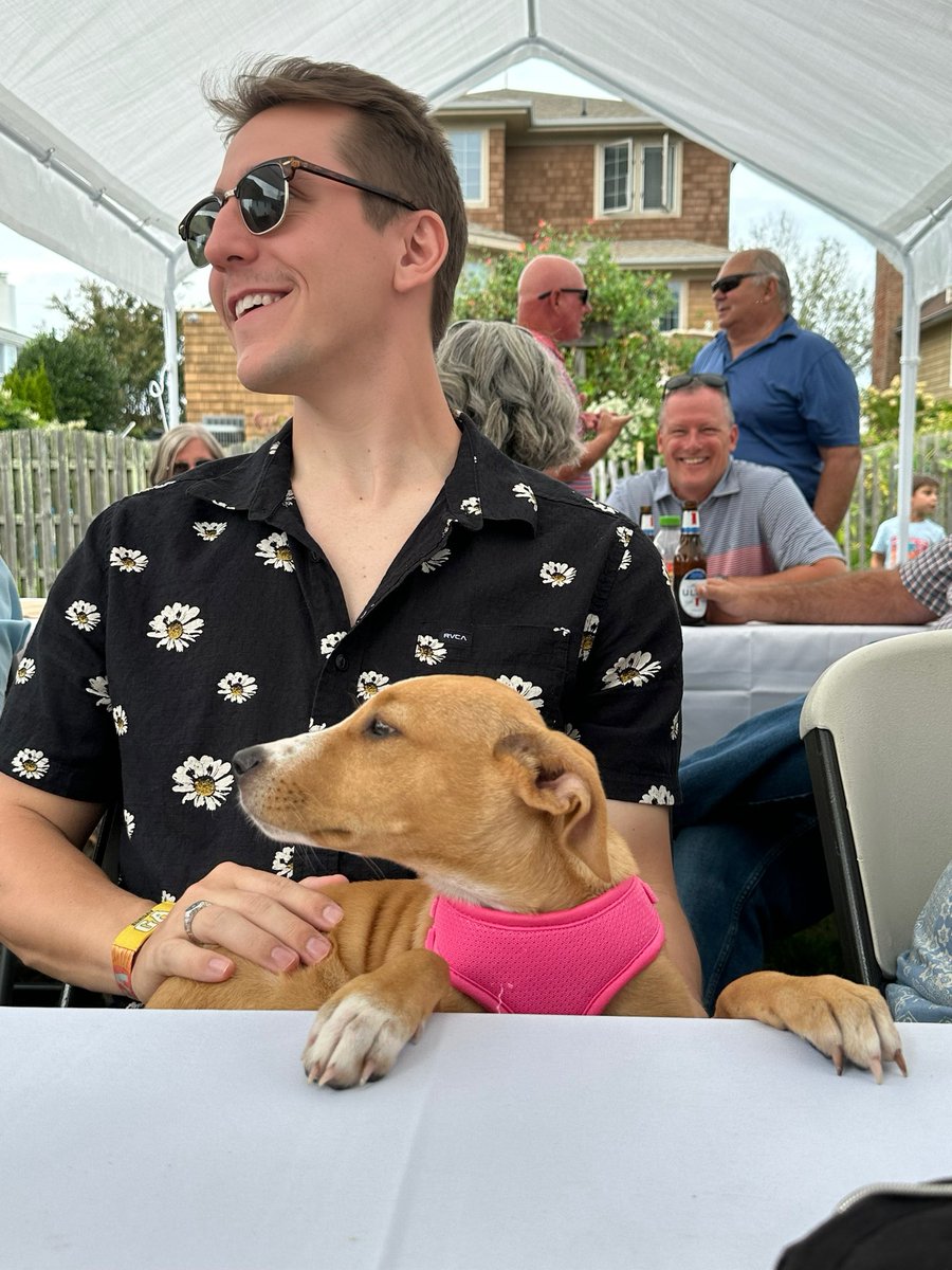 hunterrrrrr's tweet image. ITS ERICS BDAY HAPPY BIRTHDAY ERIC ILY 💚💚💚💚 @ericmount