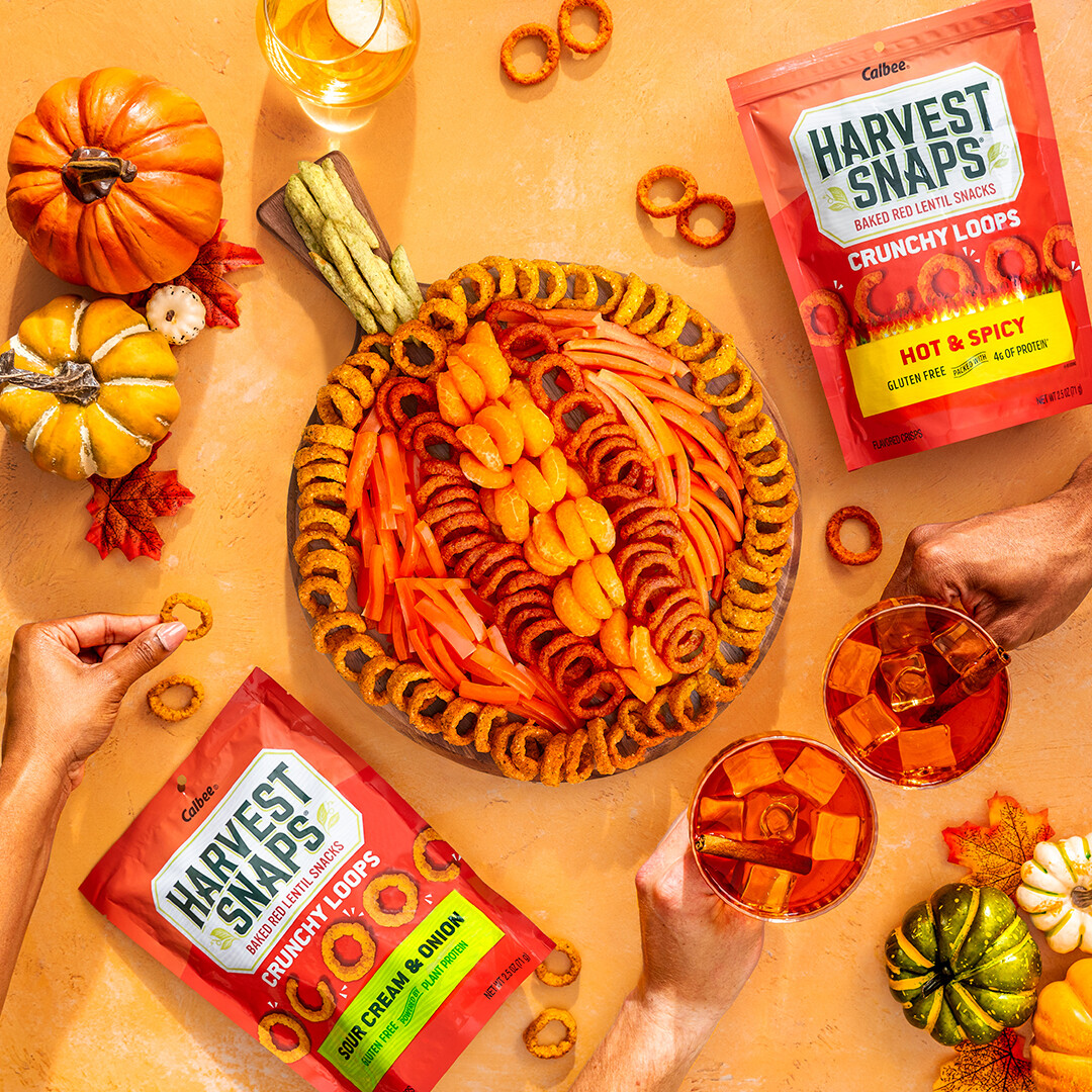 Harvest Snaps Red Lentil Snacks, Baked, Sour Cream & Onion, Crunchy Loops - 2.5 oz